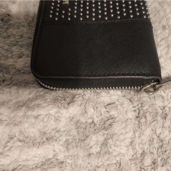 Michael Kors black wallet  - Picture 4 of 8